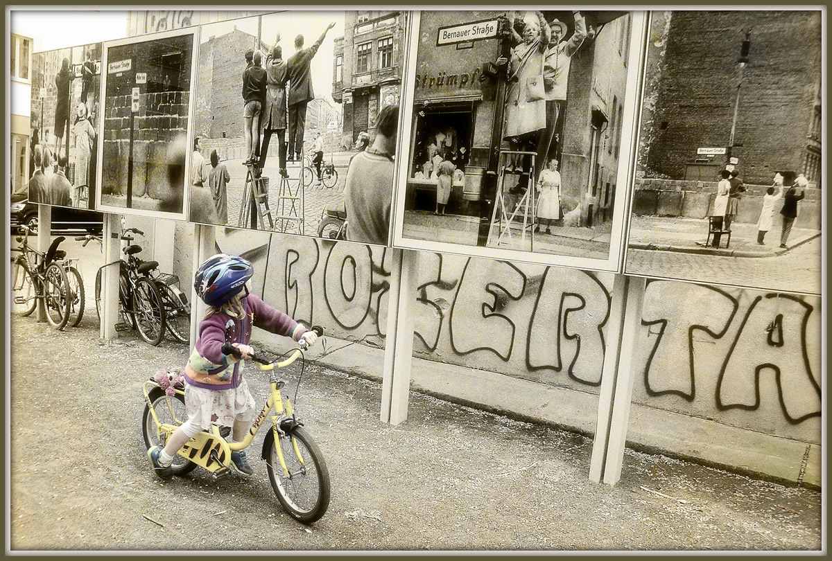 Second Place Looking at History by Darlene Perkin 